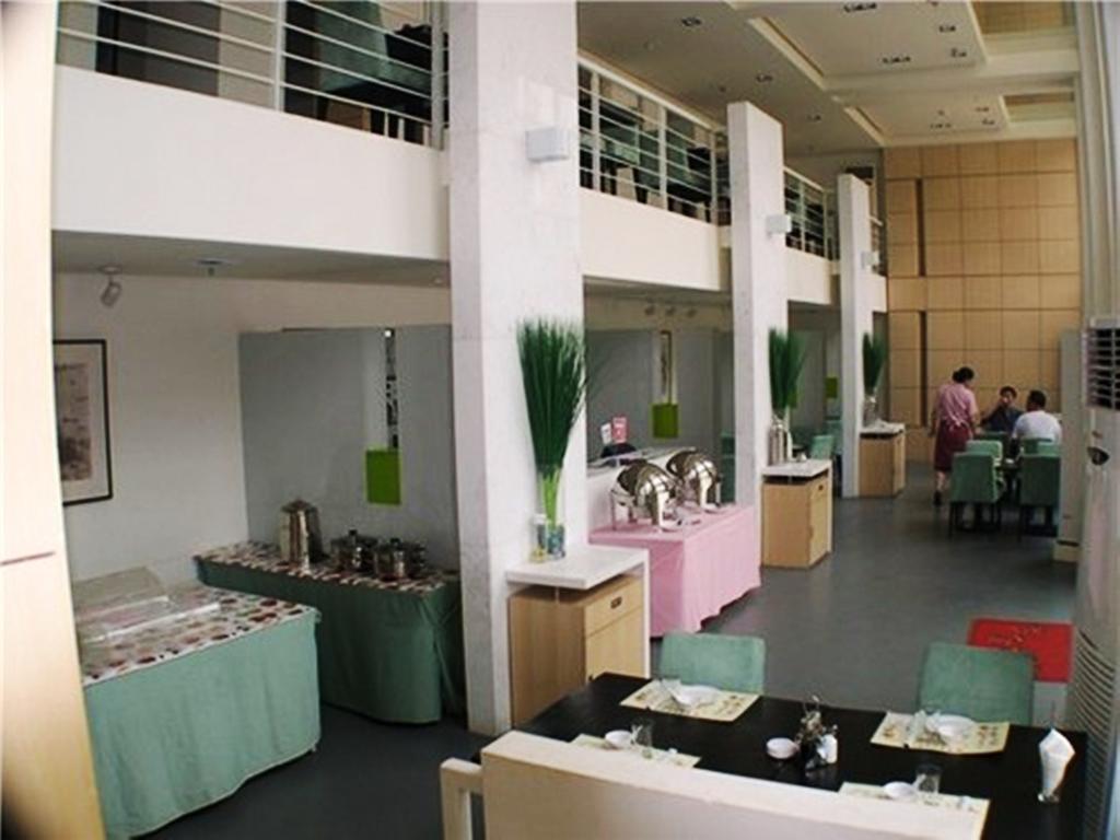 Jinjiang Inn - Shanghai Everbright Convention & Exhibition Center Luaran gambar