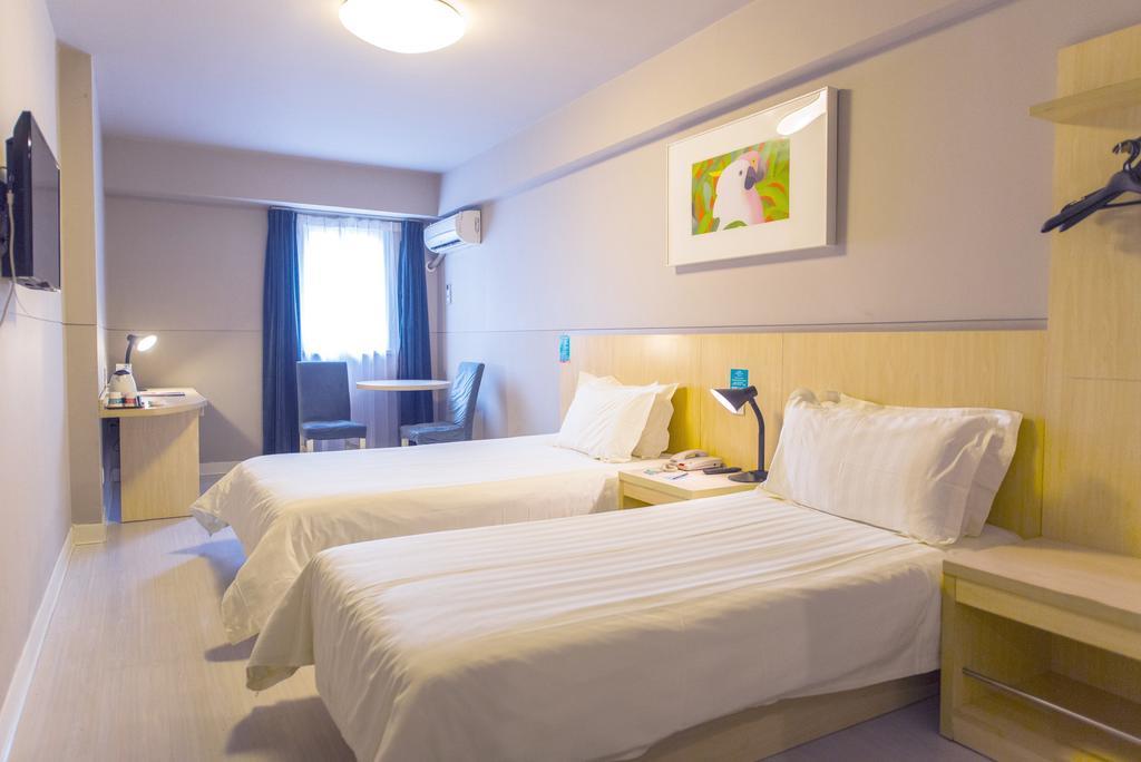 Jinjiang Inn - Shanghai Everbright Convention & Exhibition Center Luaran gambar