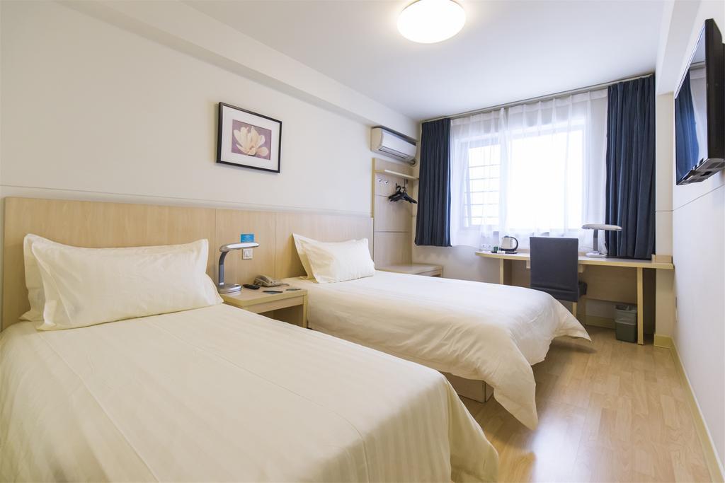 Jinjiang Inn - Shanghai Everbright Convention & Exhibition Center Luaran gambar